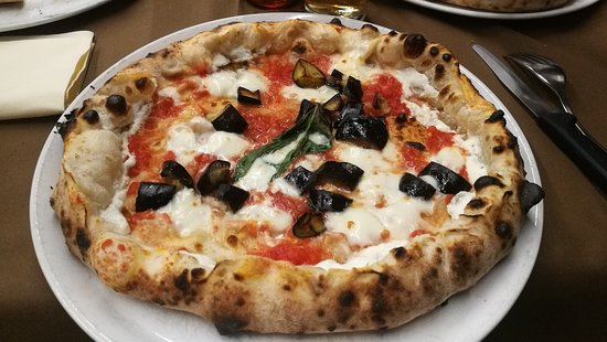 Pizza napoletana